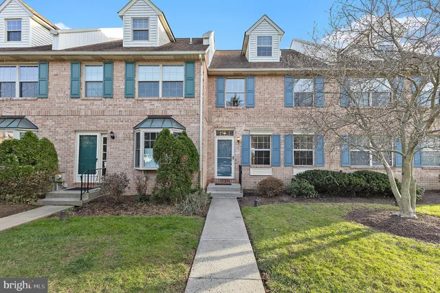 $359,900 | 177 Godspeed Court, East Norriton, PA 19401