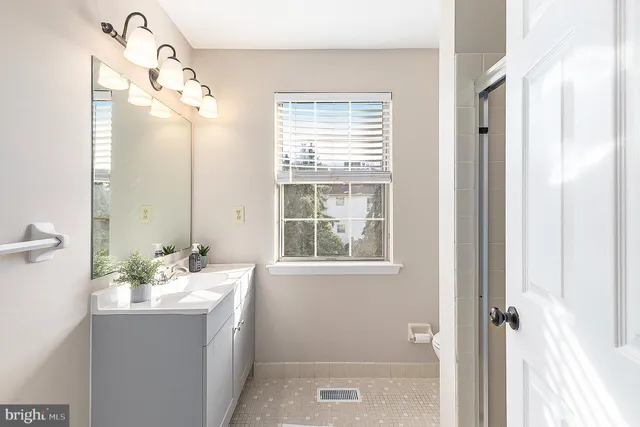 $359,900 | 177 Godspeed Court, East Norriton, PA 19401