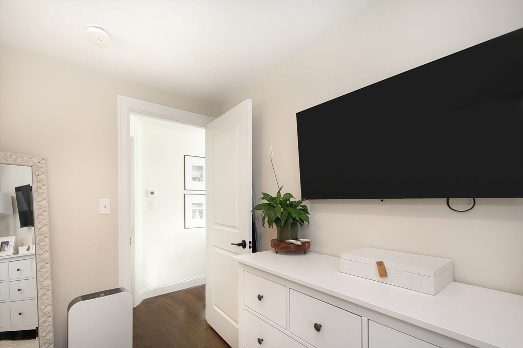 652 First Parish Road Scituate, MA 02066 - Photo 11 of 29 Gallery Image 11