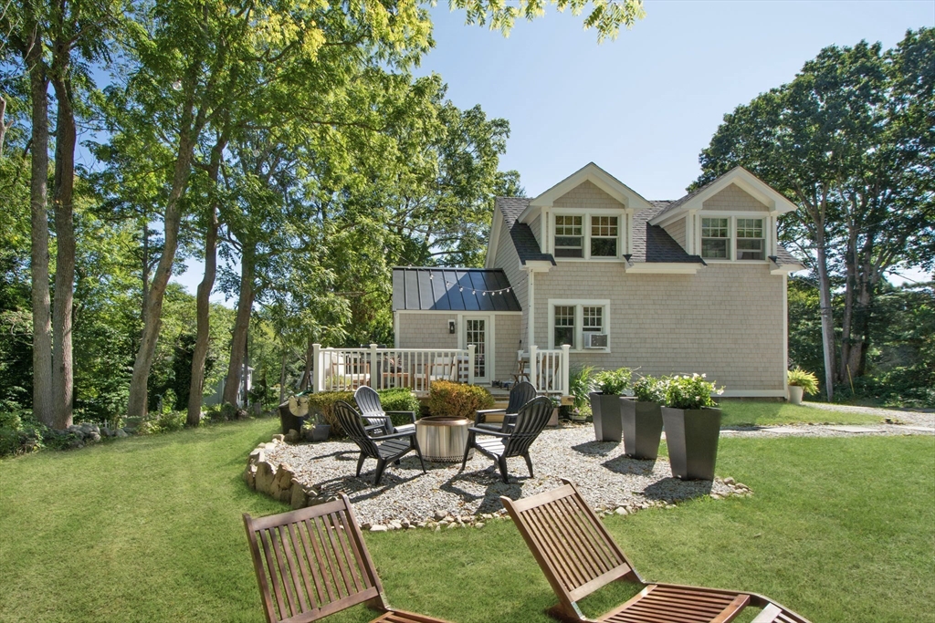 652 First Parish Road Scituate, MA 02066 - Photo 2 of 29 Gallery Image 2