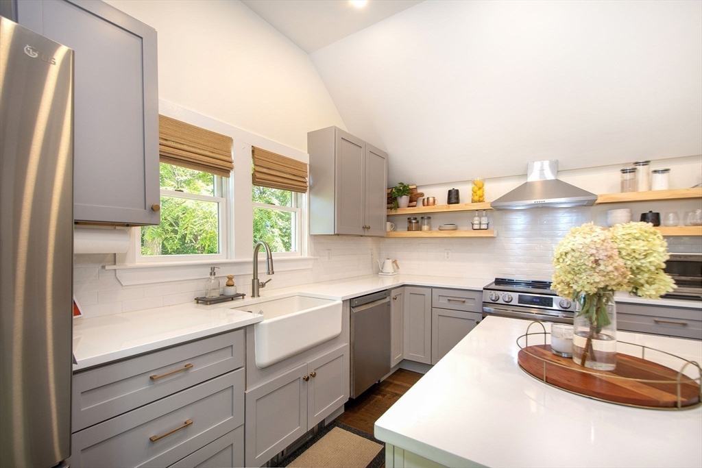 652 First Parish Road Scituate, MA 02066 - Photo 22 of 29 Gallery Image 22