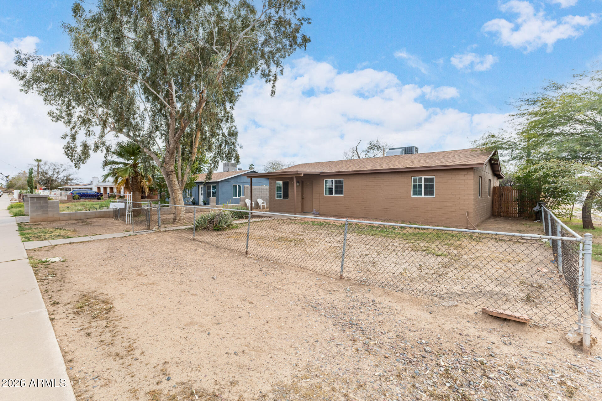 2843 West Granada Road Phoenix, AZ 85009 - Photo 3 of 23 03 - Granada