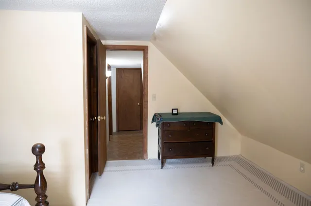 $285,000 | 100 East Street, Charlestown, NH 03603