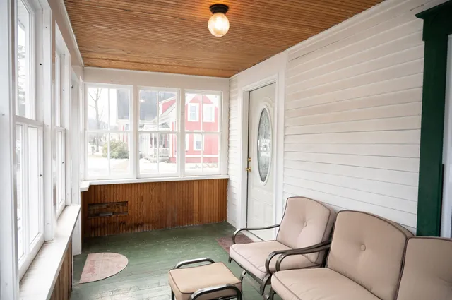 $285,000 | 100 East Street, Charlestown, NH 03603