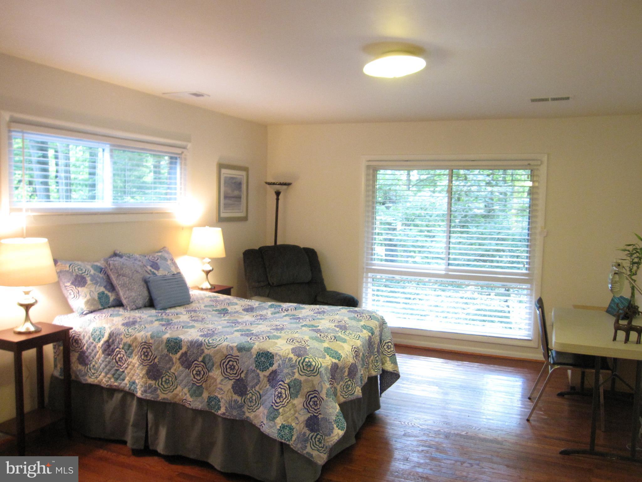 2104 Lirio Court Reston, VA 20191 - Photo 17 of 30 Bedroom (Master)