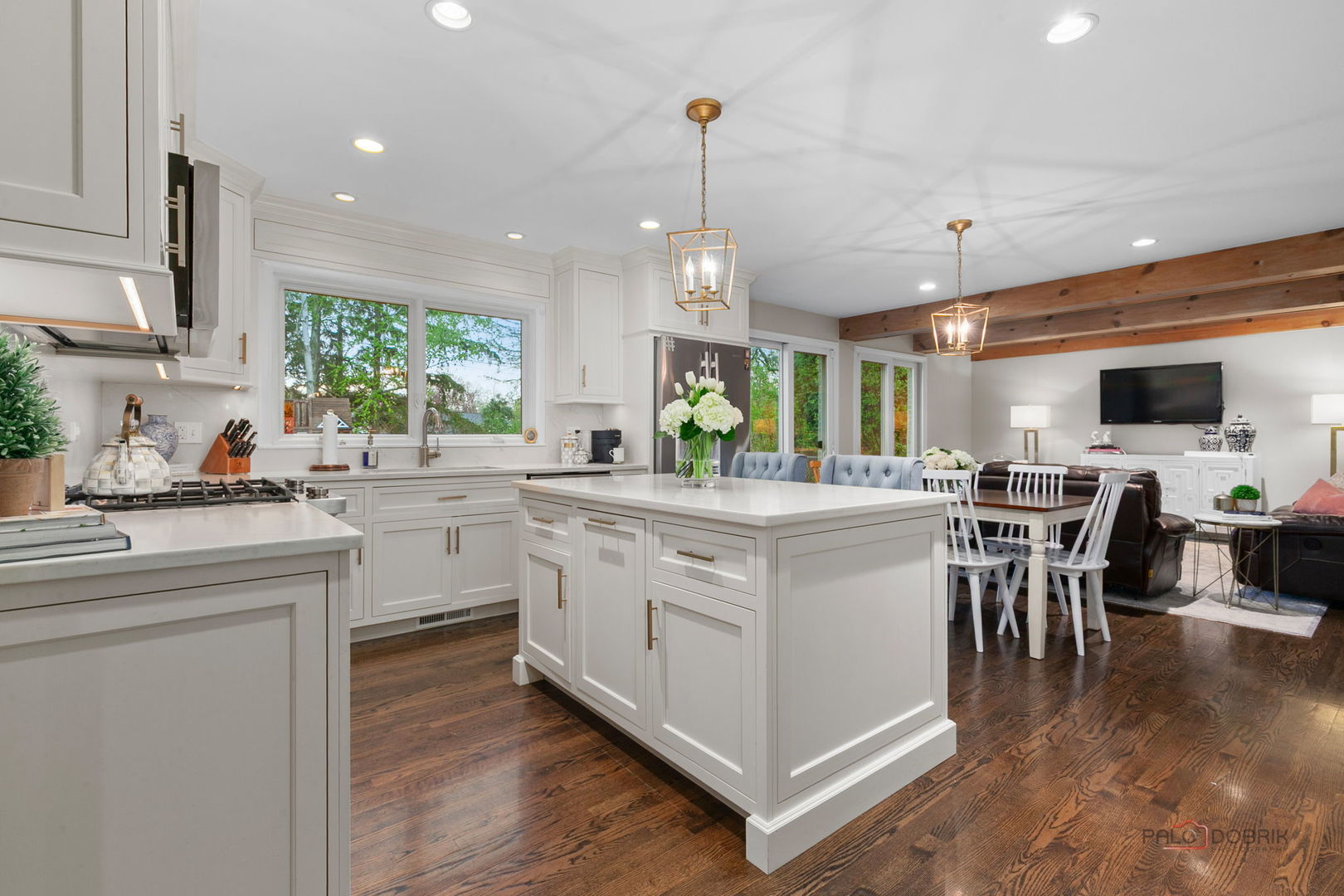 366 Birkdale Road Lake Bluff, IL 60044 - Photo 10 of 39