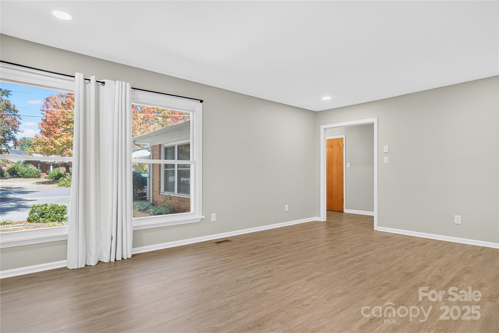 520 Shearers Road Mooresville, NC 28115 - Photo 8 of 48 Gallery Image 8