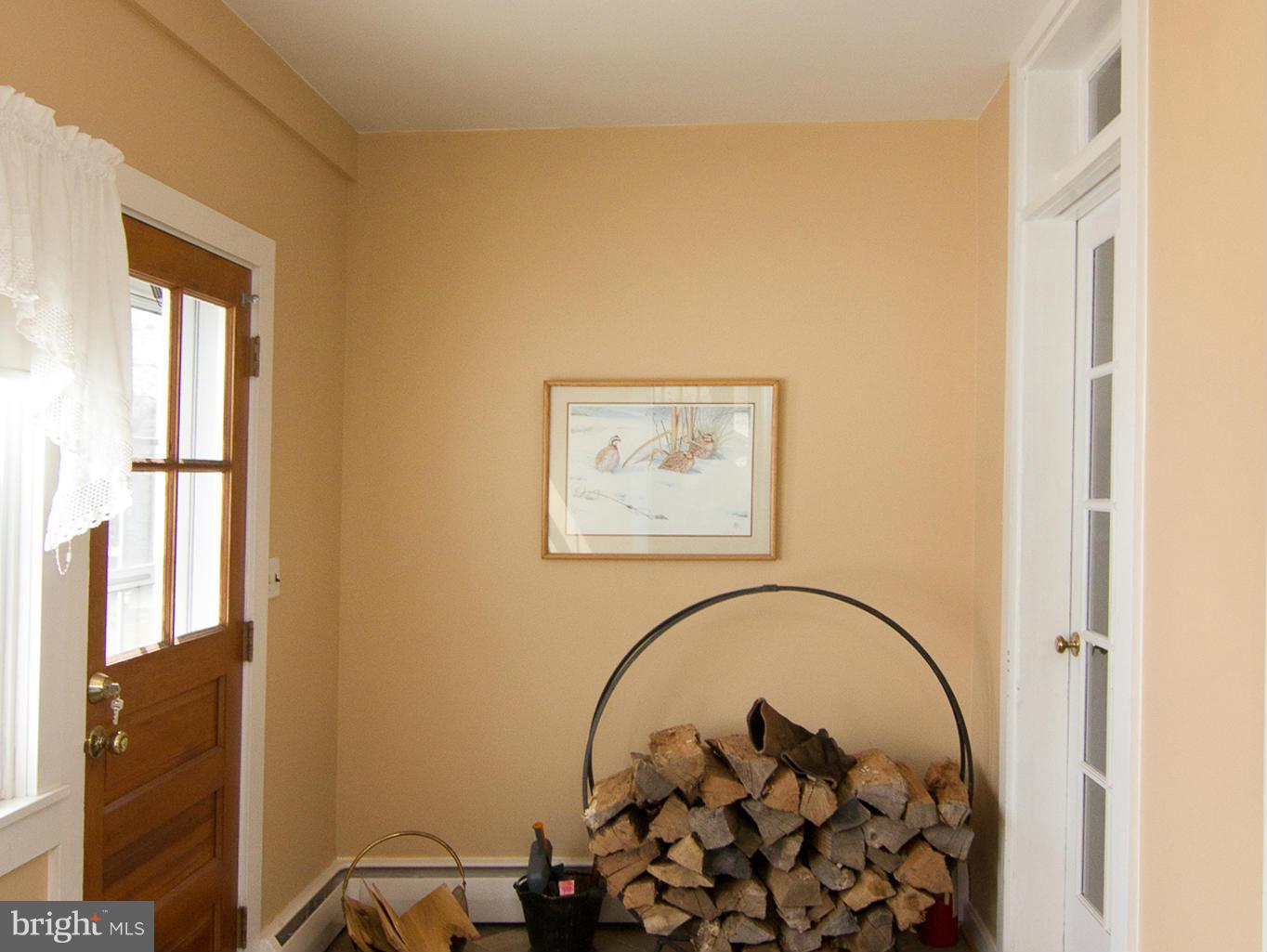 3929 Louisville Road Finksburg, MD 21048 - Photo 12 of 29 Mud Room/Side Porch