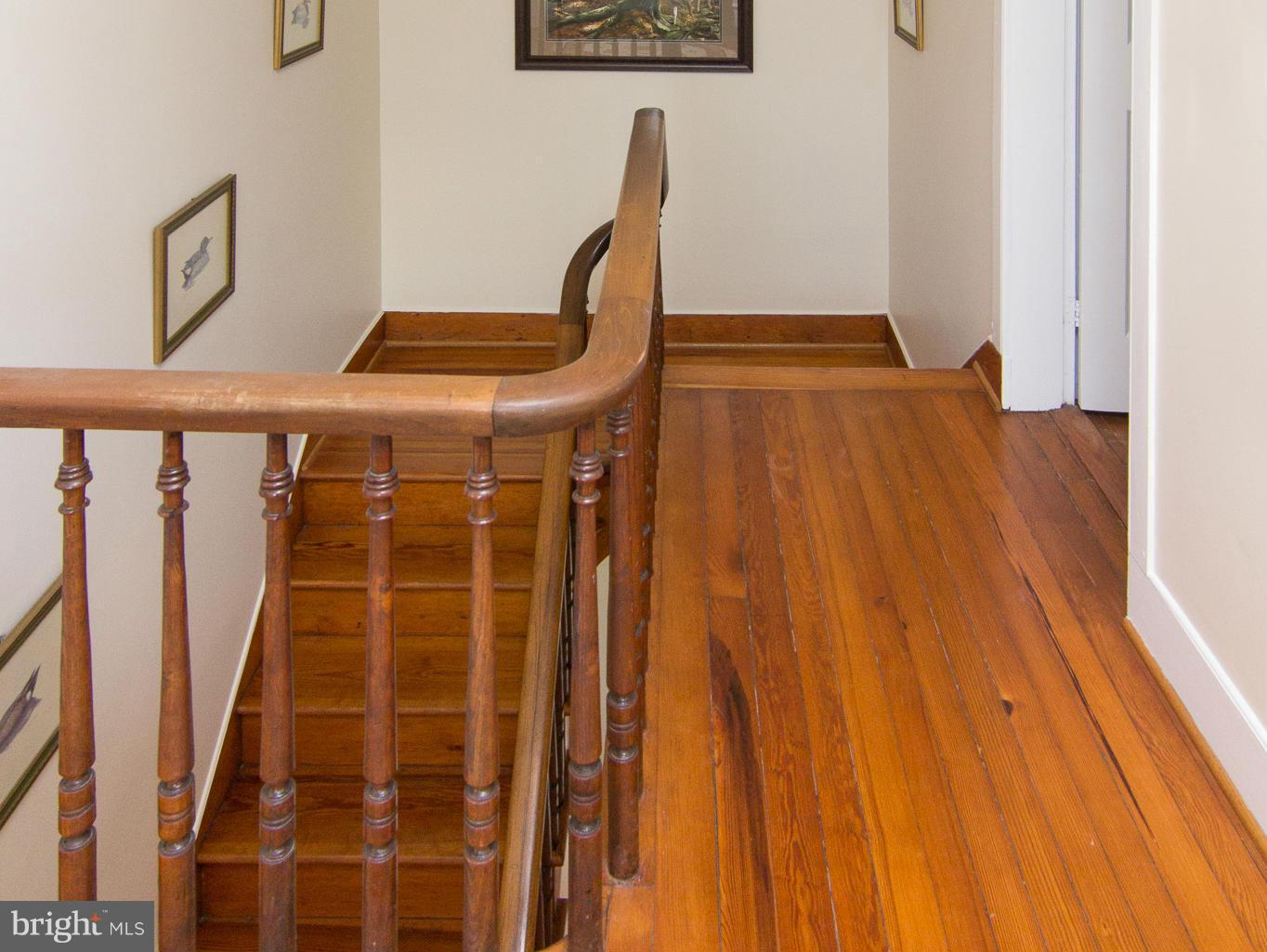 3929 Louisville Road Finksburg, MD 21048 - Photo 16 of 29 Upstairs Hall / Stairs