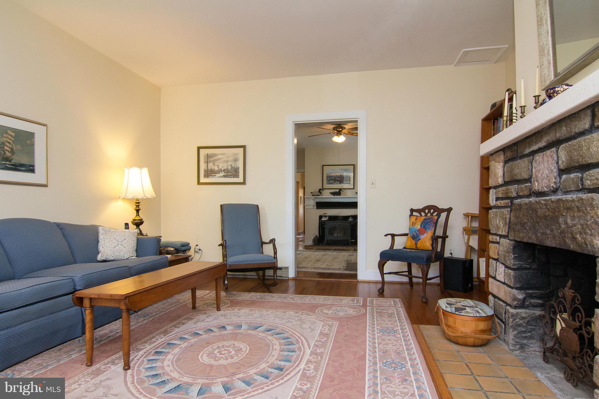 3929 Louisville Road Finksburg, MD 21048 - Photo 7 of 29 Living Room