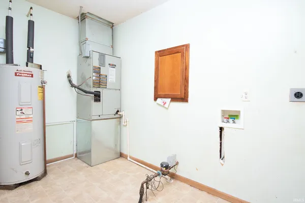 $140,000 | 3724 East Sherwood Terrace, Fort Wayne, IN 46806