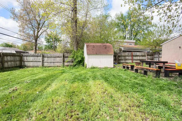$140,000 | 3724 East Sherwood Terrace, Fort Wayne, IN 46806