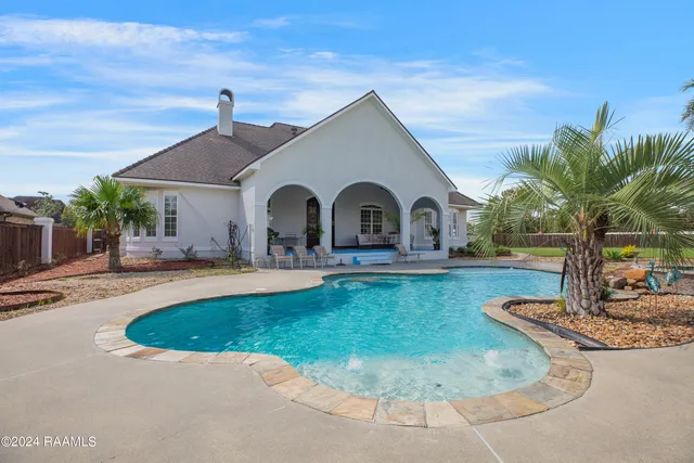 $669,000 | 101 Pink Mimosa Trail, Duson, LA 70529