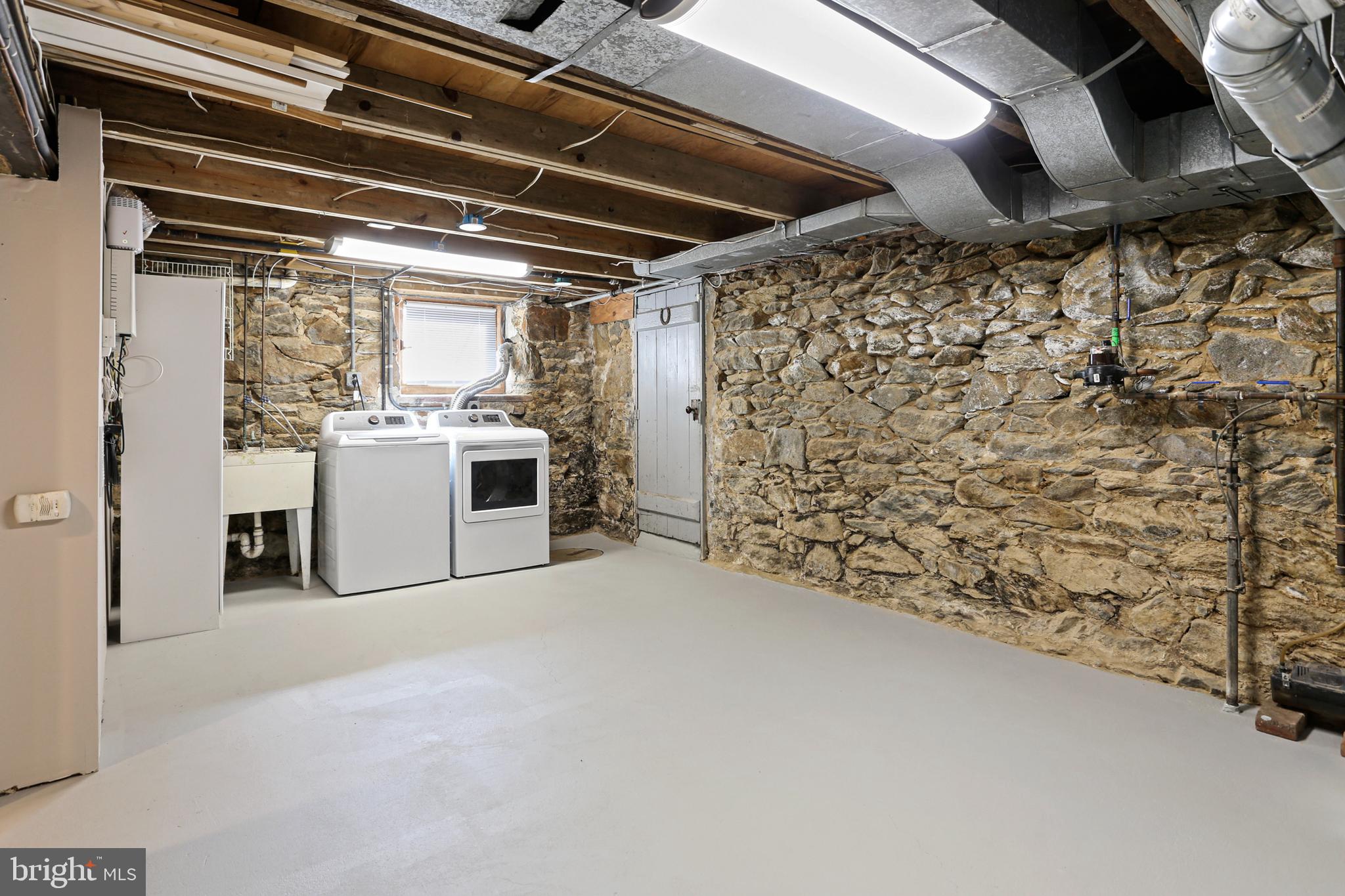 712 Main Street Laurel, MD 20707 - Photo 27 of 35