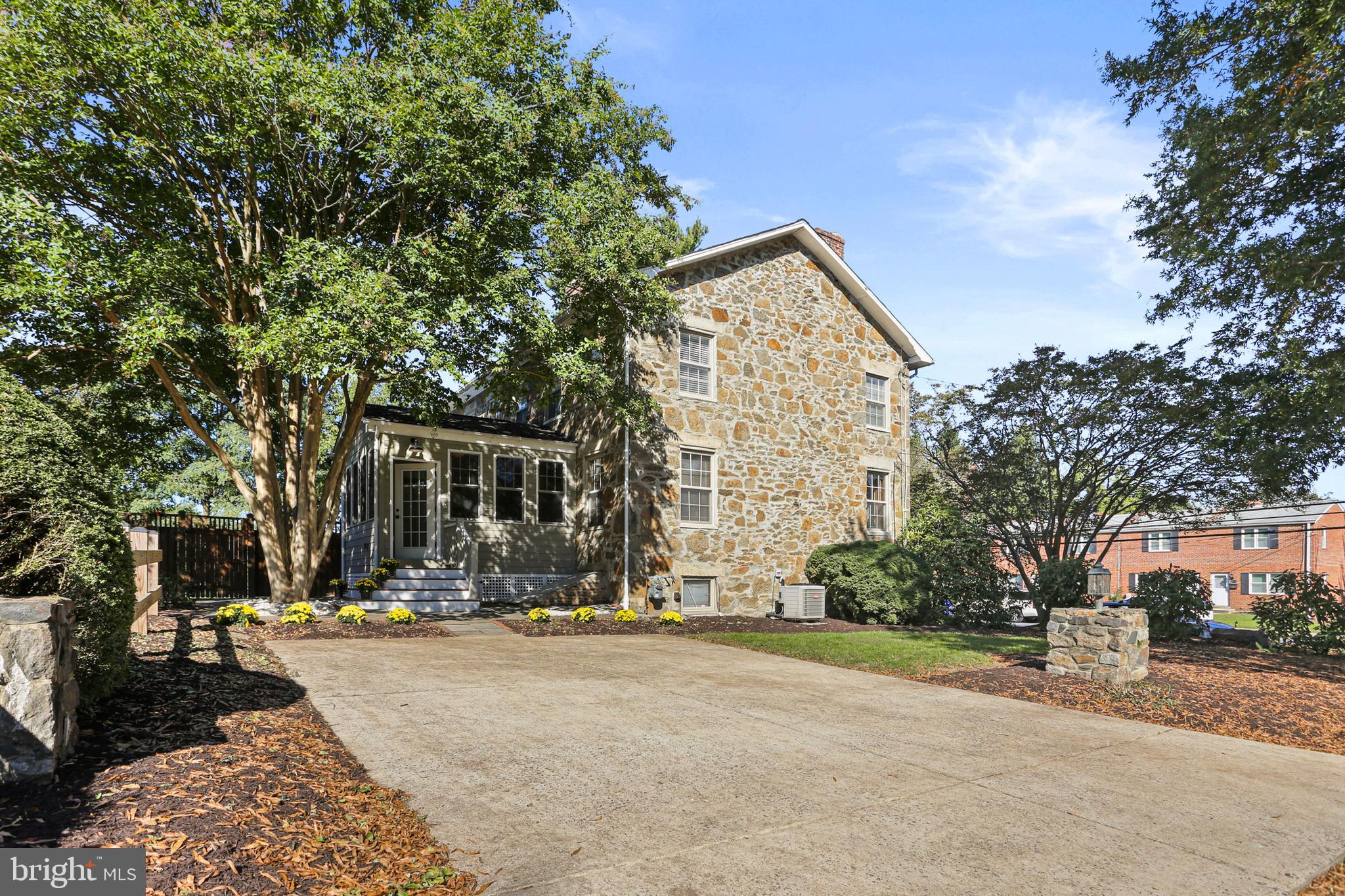 712 Main Street Laurel, MD 20707 - Photo 29 of 35