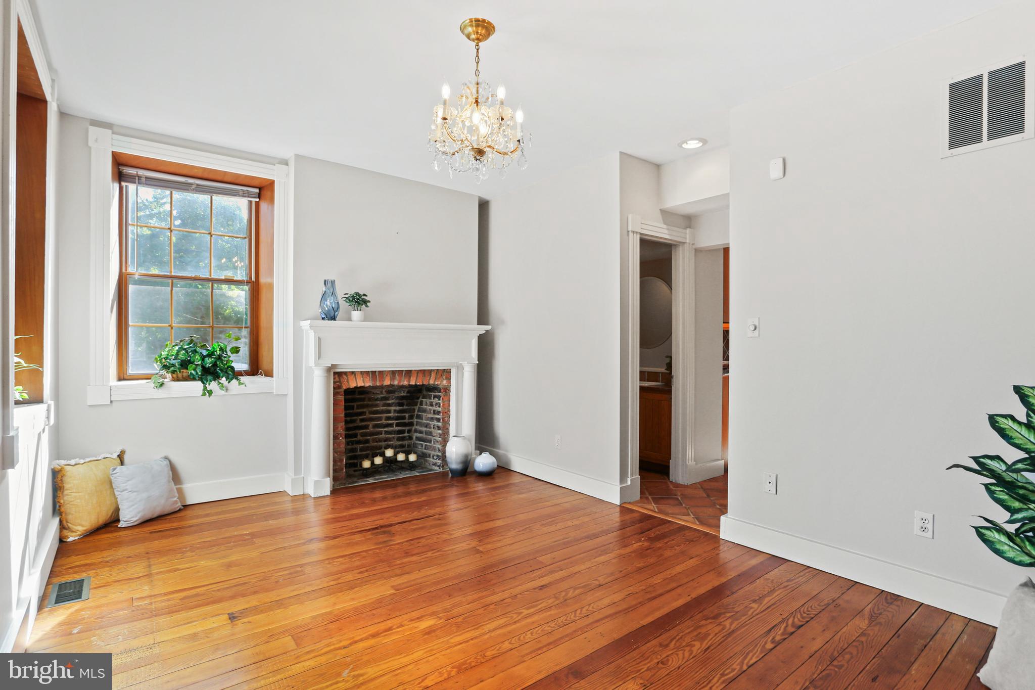 712 Main Street Laurel, MD 20707 - Photo 5 of 35