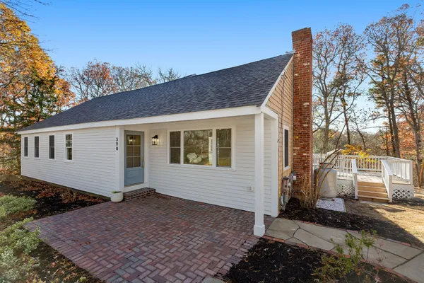 $1,099,000 | 398 Lund Farm Way, Brewster, MA 02631