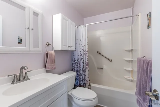 $248,000 | 3004 East River Road, Grand Island, NY 14072