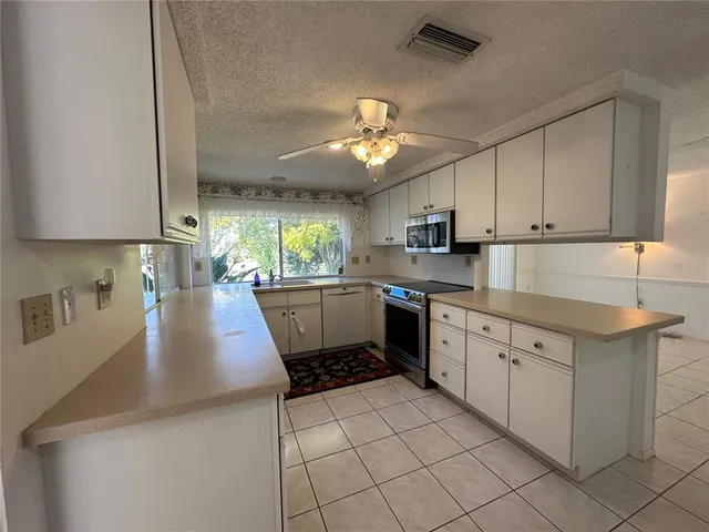 $269,900 | 8205 Valley Stream Lane, Hudson, FL 34667