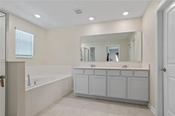 $400,000 | 4330 Sunny Creek Place, Kissimmee, FL 34746