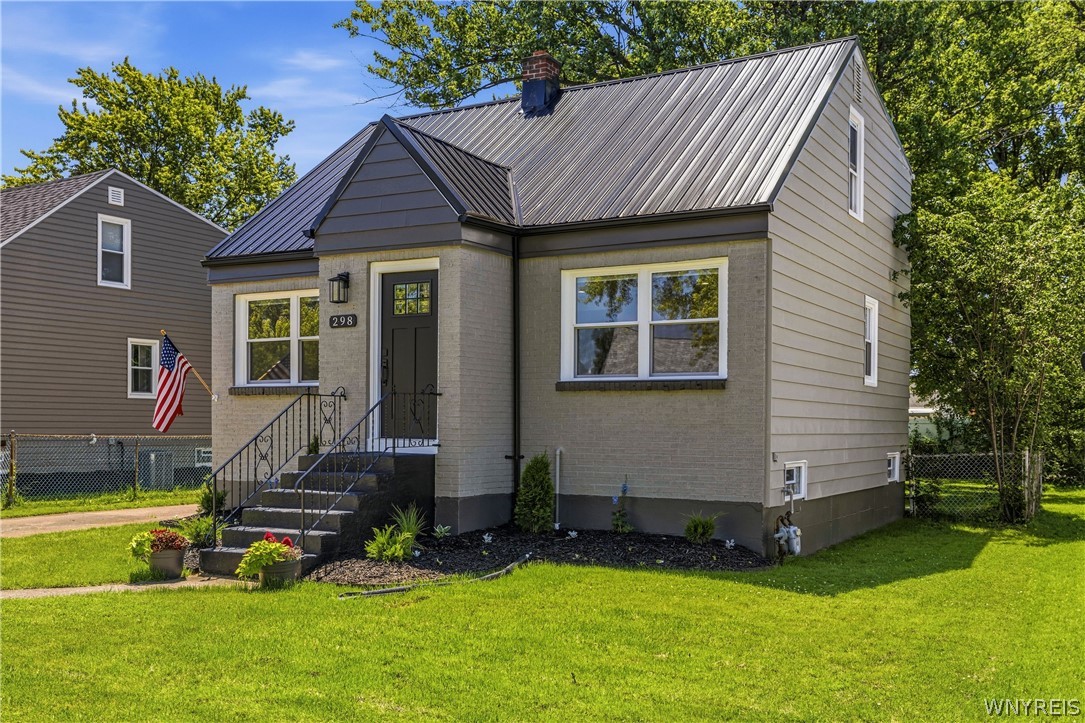 298 Lowell Road Tonawanda, NY 14217 - Photo 3 of 28