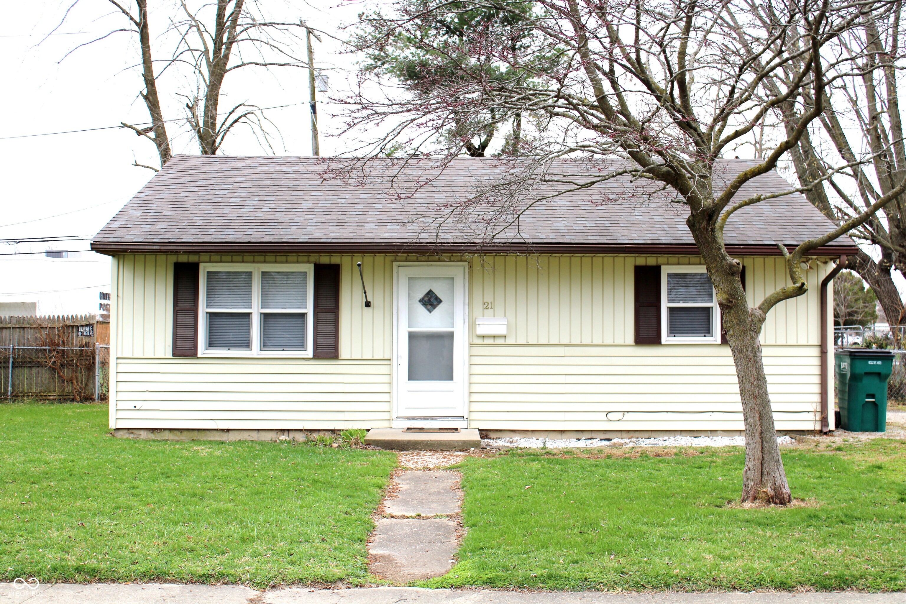 21 14th Street Franklin, IN 46131 - Photo 1 of 20