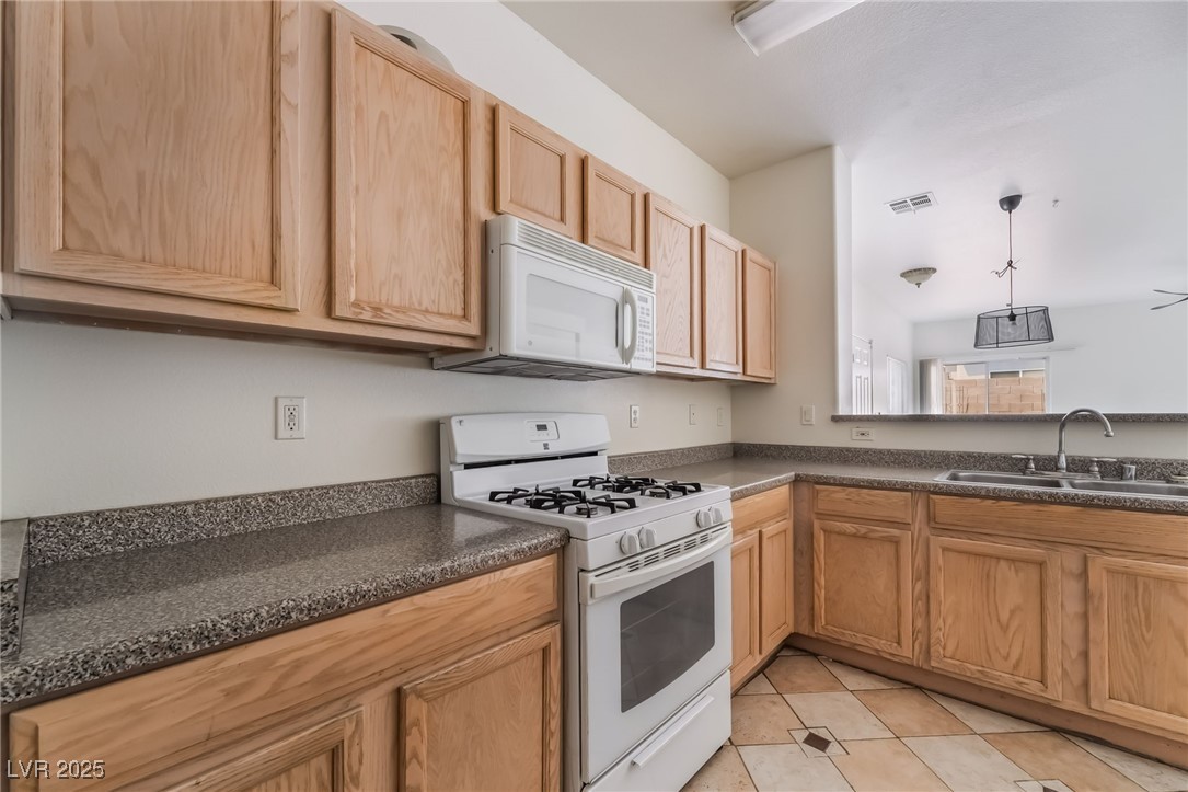 5961 High Steed Street, Unit 103 Henderson, NV 89011 - Photo 11 of 32