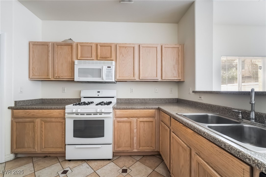 5961 High Steed Street, Unit 103 Henderson, NV 89011 - Photo 9 of 32