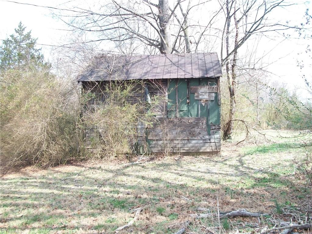 7425 Highway 700 Ruffin, NC 27326 - Photo 4 of 4