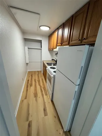 $999 | 420 Mills Street, Unit 35, Leesburg, FL 34748