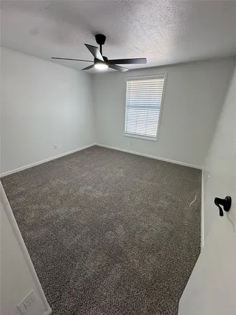 $999 | 420 Mills Street, Unit 35, Leesburg, FL 34748