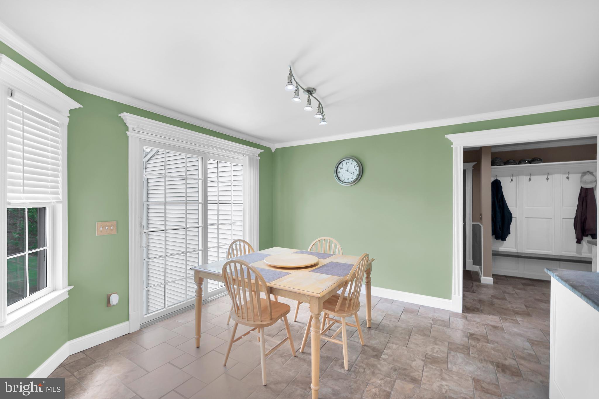 725 Buttermilk Road Hellertown, PA 18055 - Photo 21 of 90