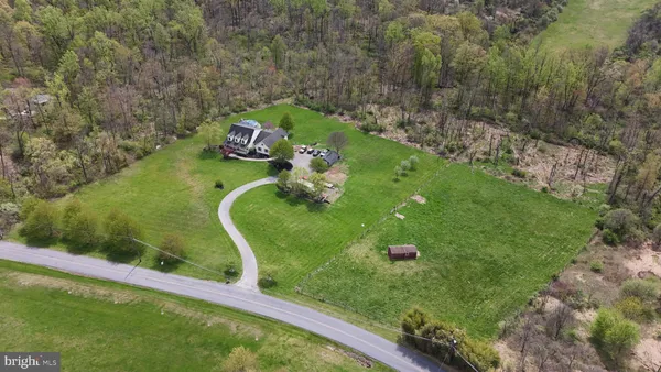 $785,000 | 725 Buttermilk Road, Hellertown, PA 18055