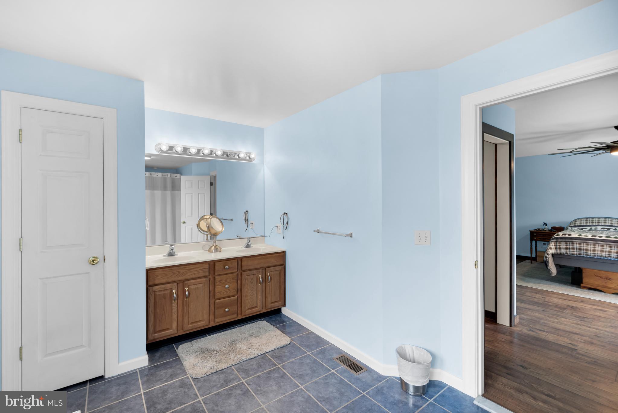725 Buttermilk Road Hellertown, PA 18055 - Photo 37 of 90