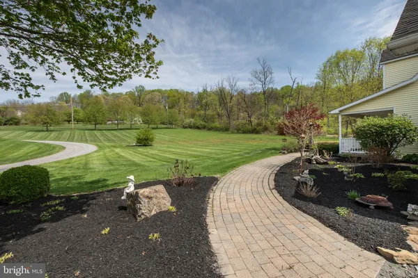 $785,000 | 725 Buttermilk Road, Hellertown, PA 18055