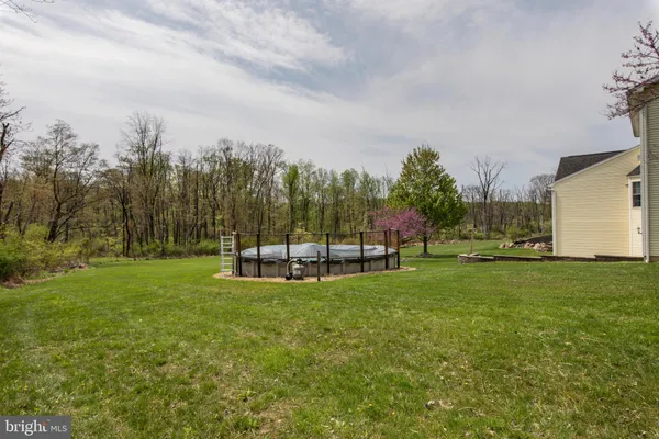 $785,000 | 725 Buttermilk Road, Hellertown, PA 18055