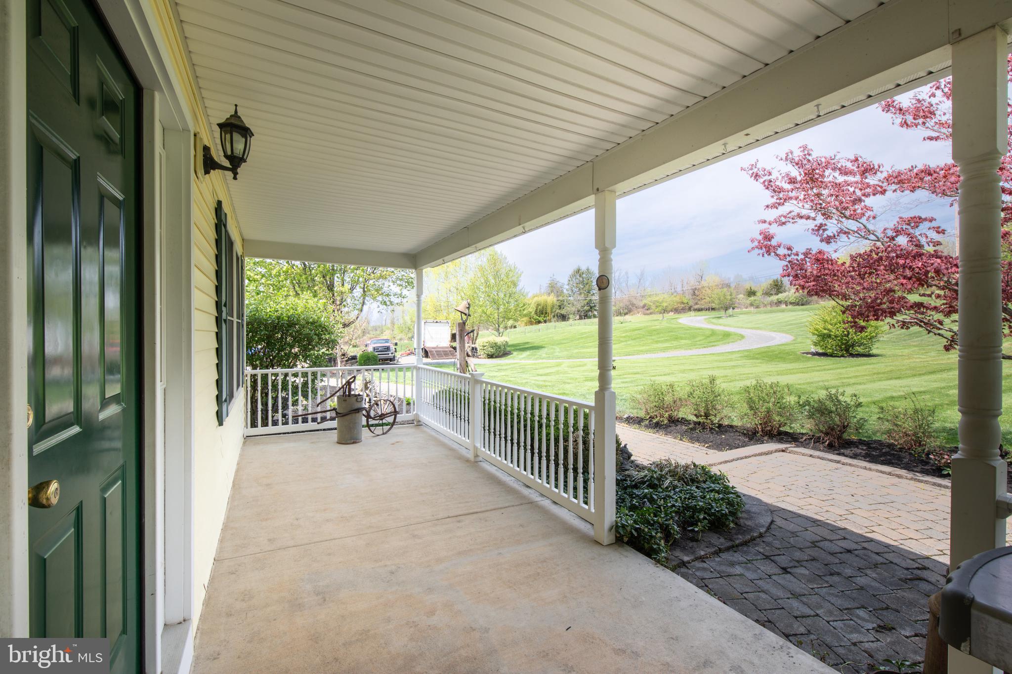 725 Buttermilk Road Hellertown, PA 18055 - Photo 8 of 90