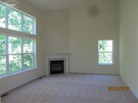 2555 Ravine Side North Howell, MI 48843 - Photo 14 of 15 20358574-13.JPG
