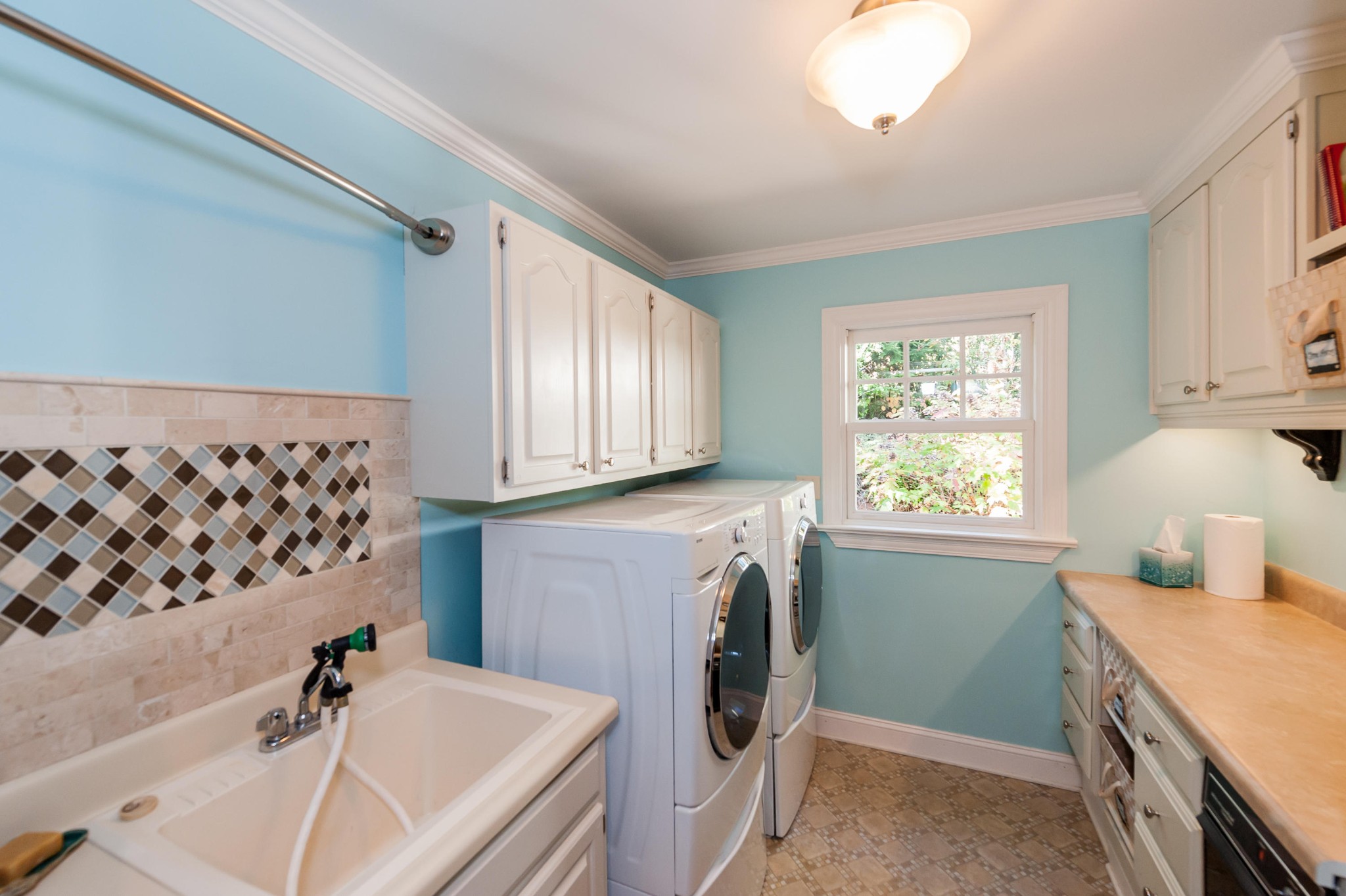 2023 Lyons Ridge Road Knoxville, TN 37919 - Photo 17 of 34 Gallery Image 17