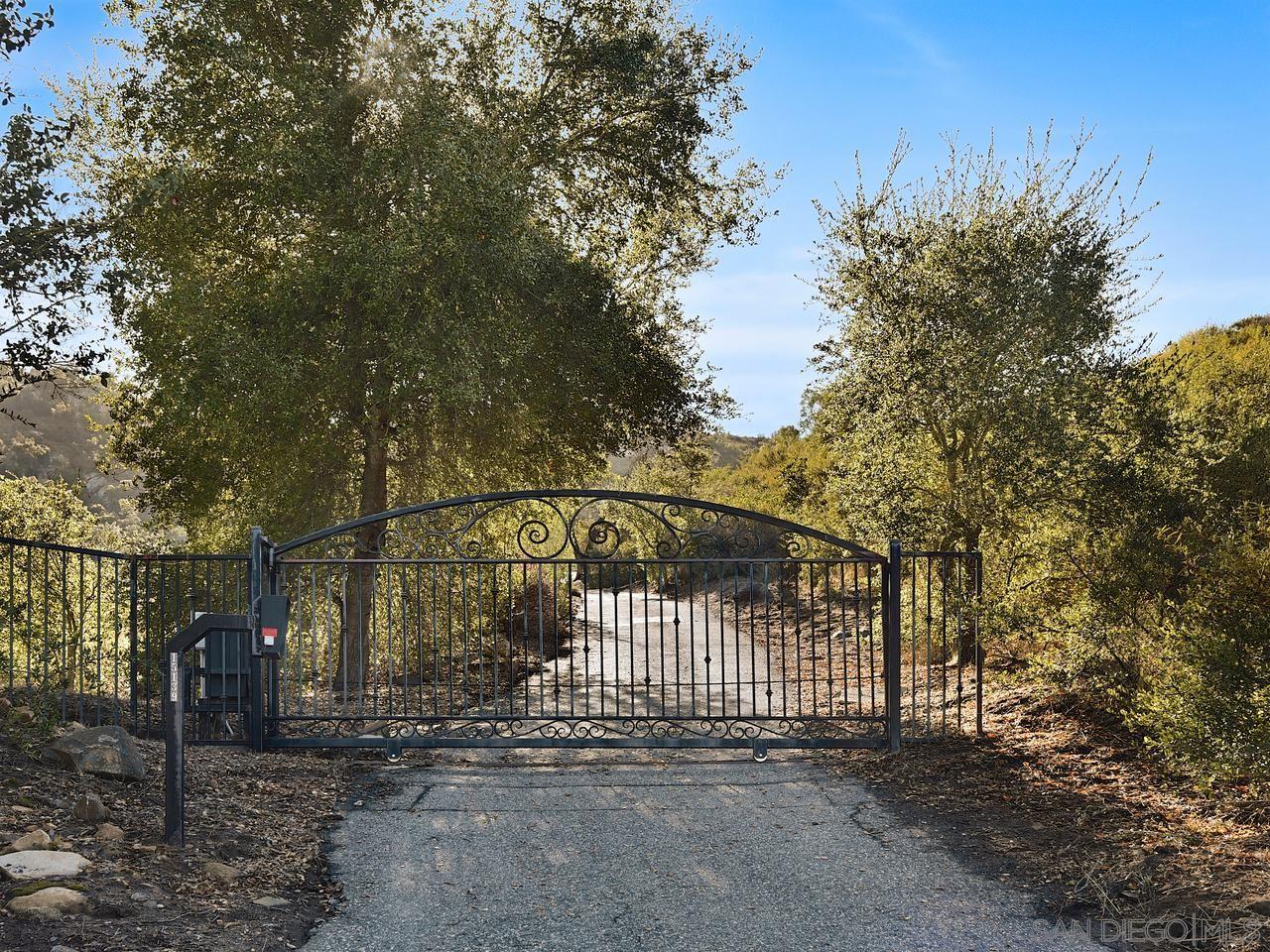 15139 Woods Valley Road Valley Center, CA 92082 - Photo 25 of 25