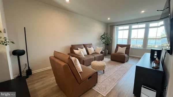 $350,000 | 11 Sidney Lane, Stratford, NJ 08084