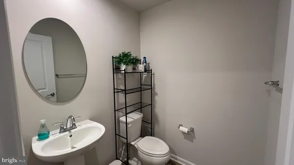 $350,000 | 11 Sidney Lane, Stratford, NJ 08084