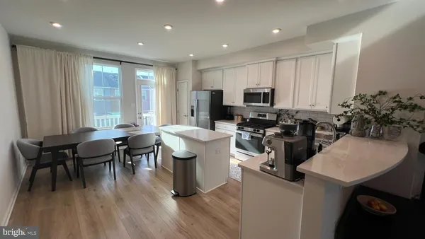 $350,000 | 11 Sidney Lane, Stratford, NJ 08084