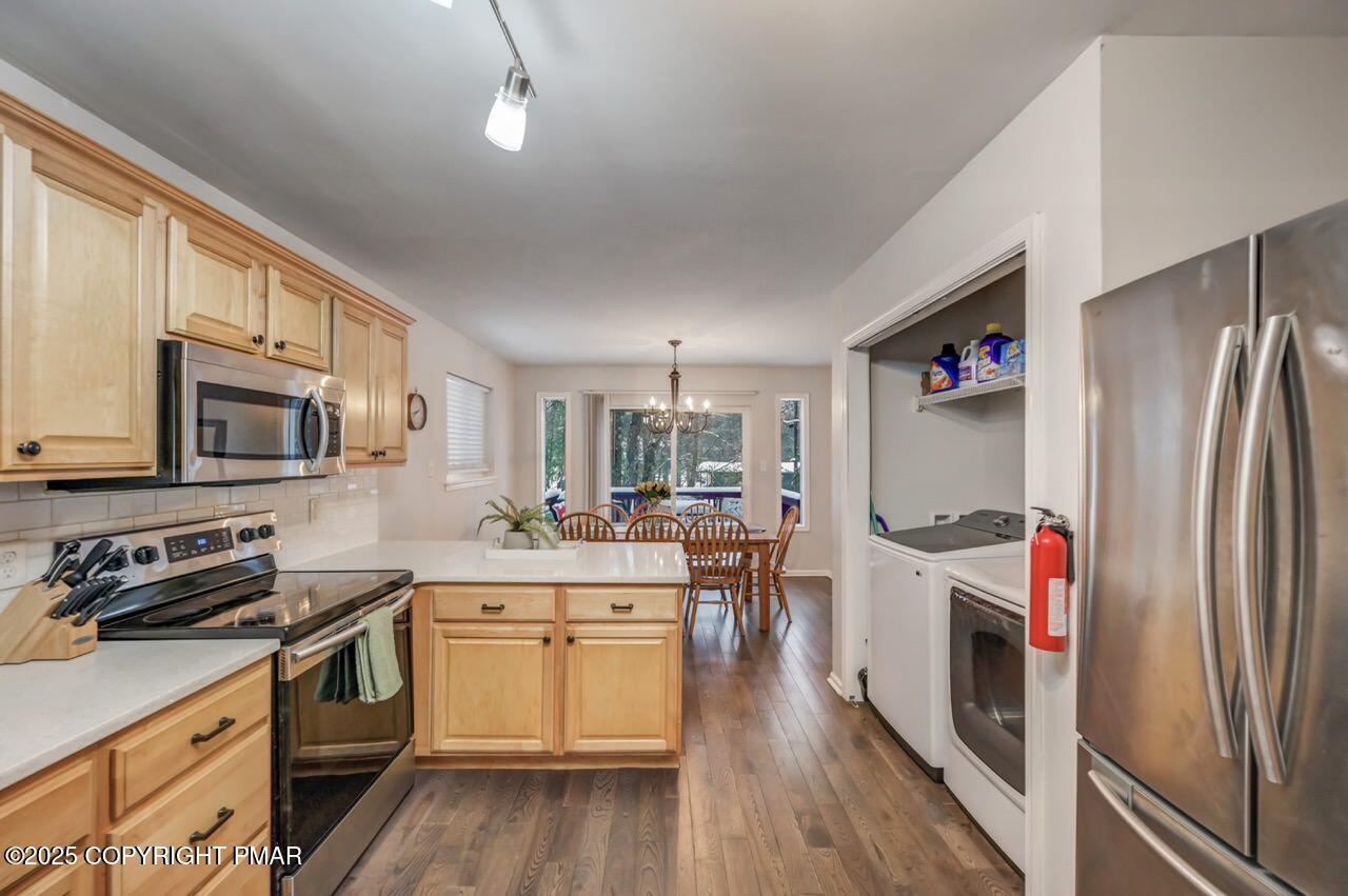 12 Hickory Road Lake Harmony, PA 18624 - Photo 16 of 86 12 Hickory Rd 17 Large