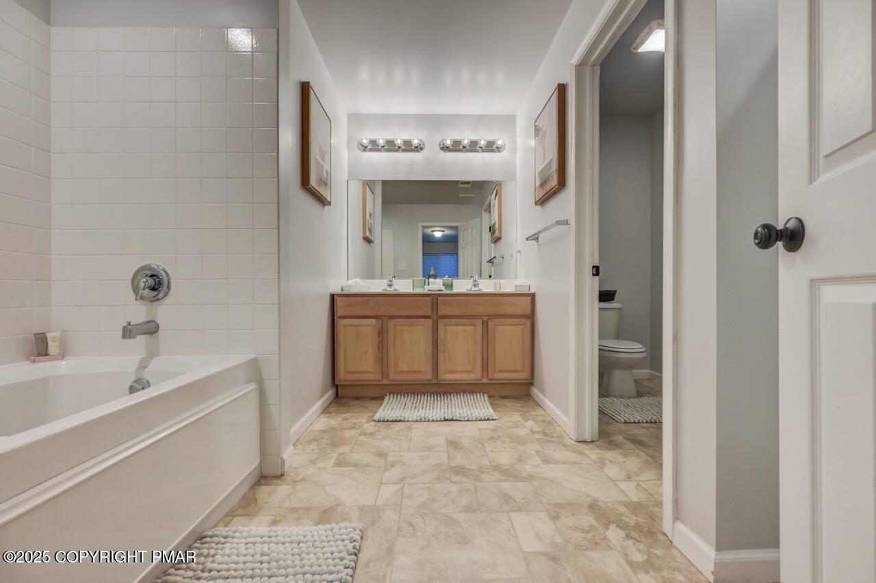 12 Hickory Road Lake Harmony, PA 18624 - Photo 55 of 86 Primary Bathroom