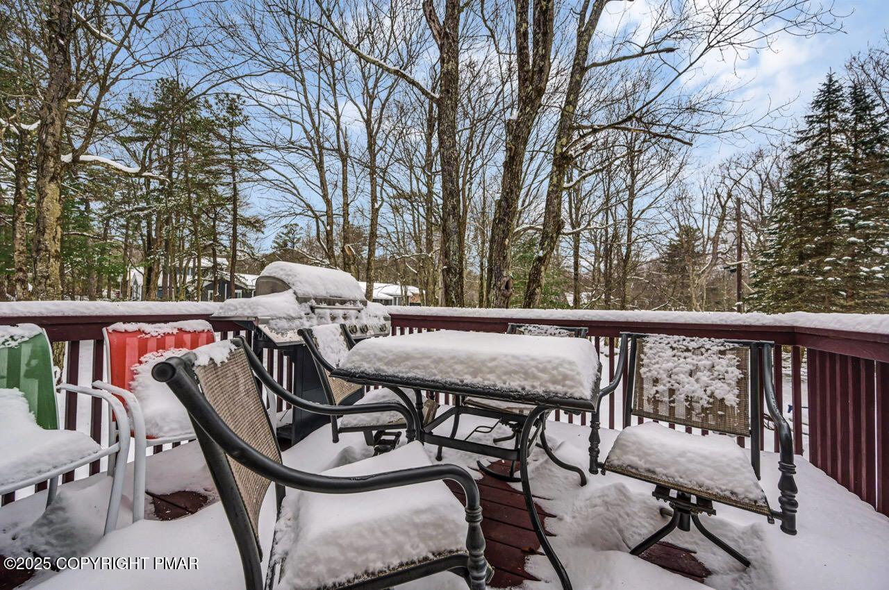 12 Hickory Road Lake Harmony, PA 18624 - Photo 67 of 86 a view of a chairs and tables in the balcony