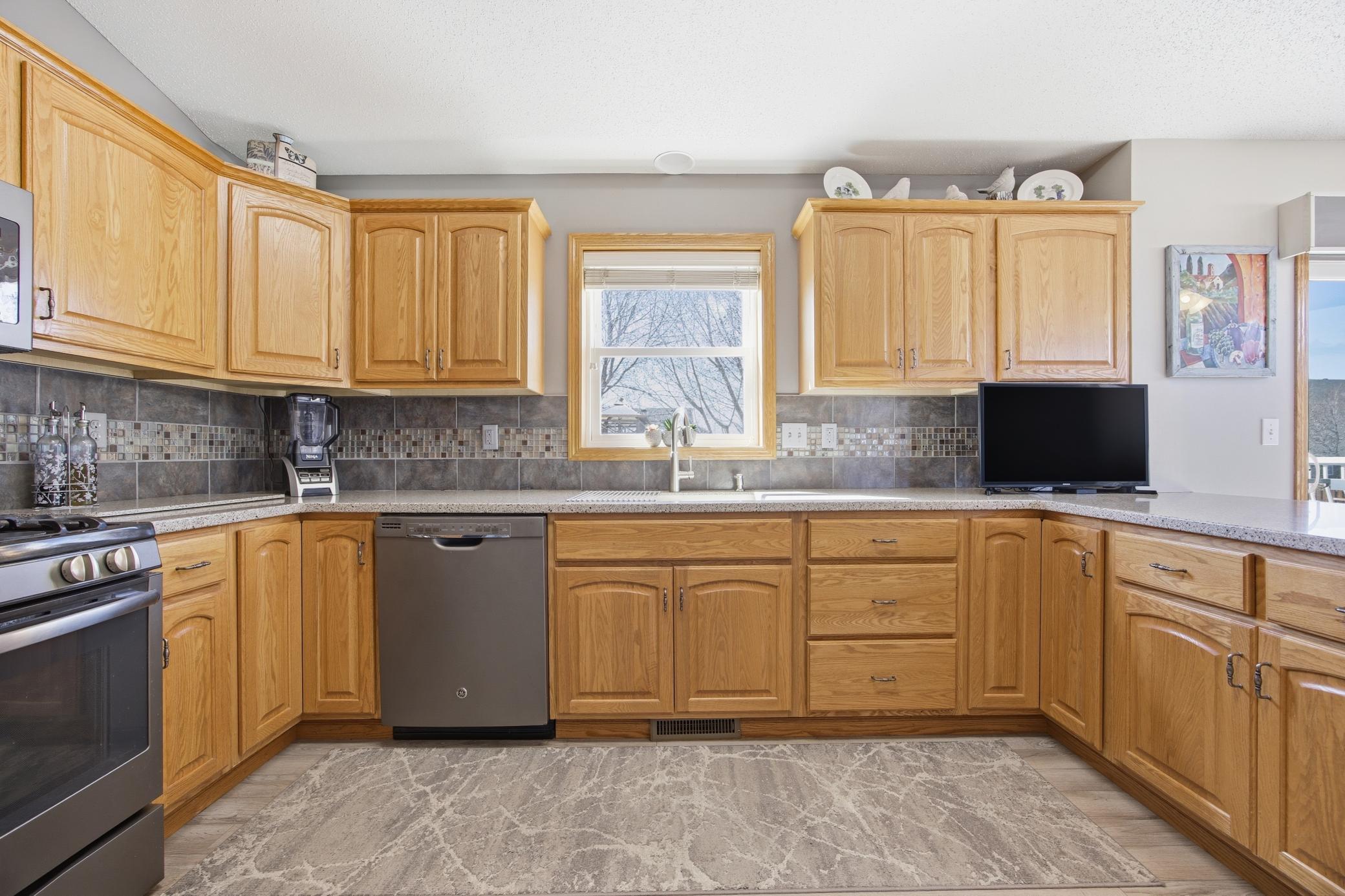 3321 Washington Street Fargo, ND 58104 - Photo 18 of 45