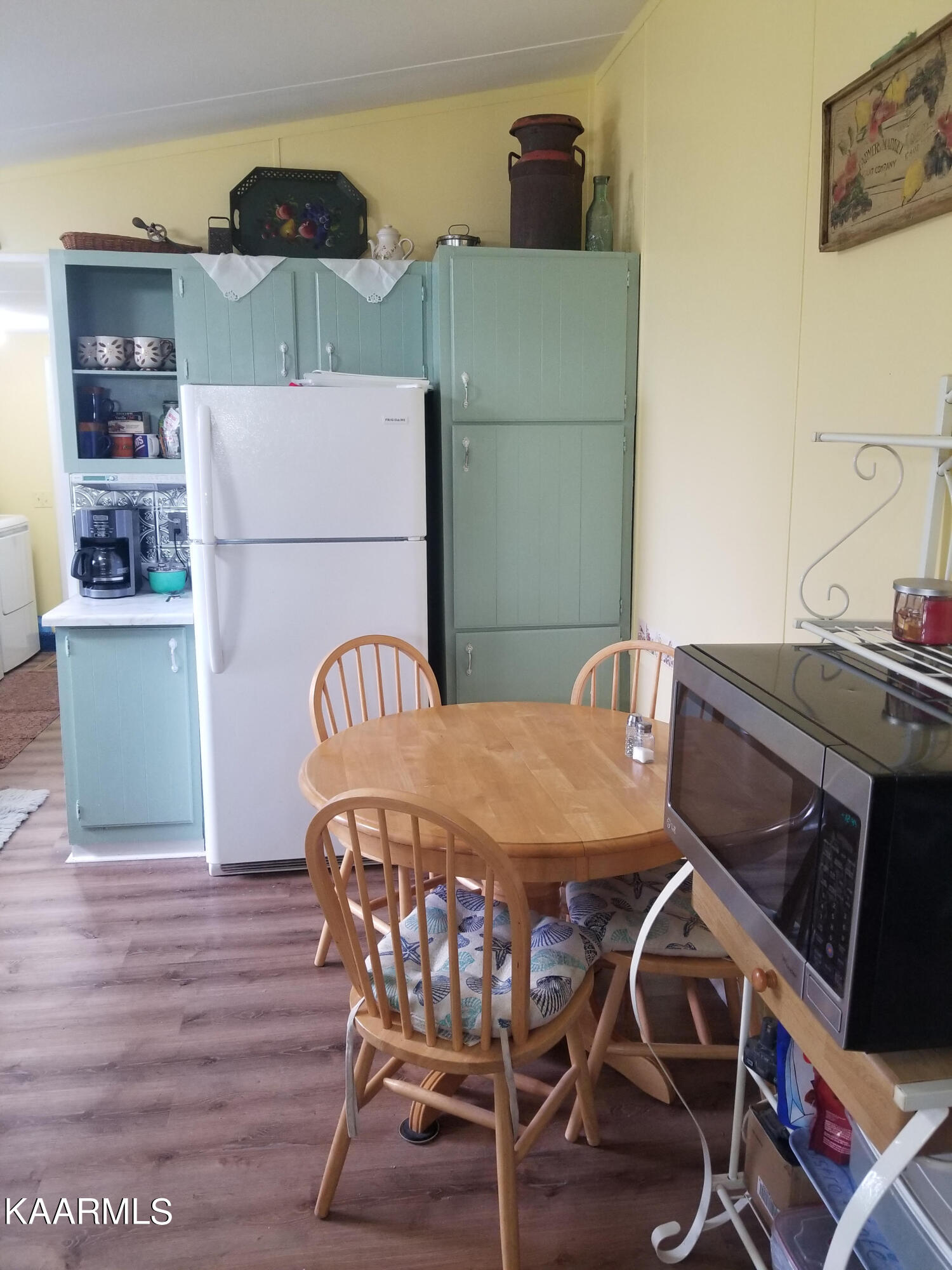 631 Island Ford Road Lancing, TN 37770 - Photo 8 of 15 5