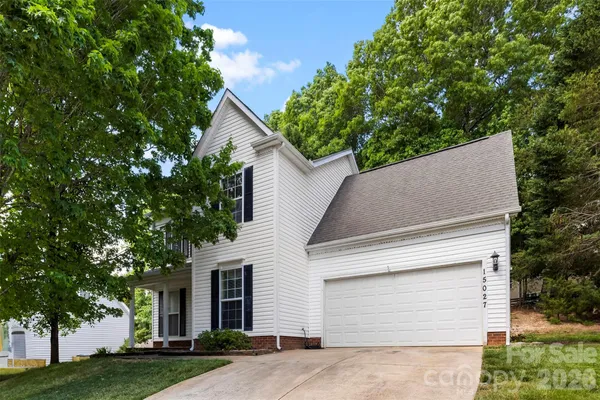$415,000 | 15027 Ashlight Drive, Charlotte, NC 28278