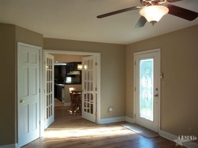 2815 Hobson Road Fort Wayne, IN 46805 - Photo 3 of 20